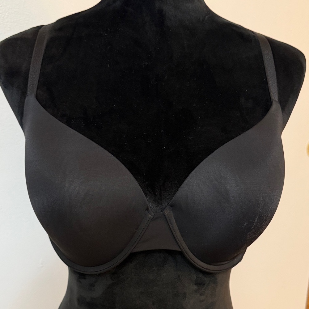 Victoria's Secret Classic Black Bra